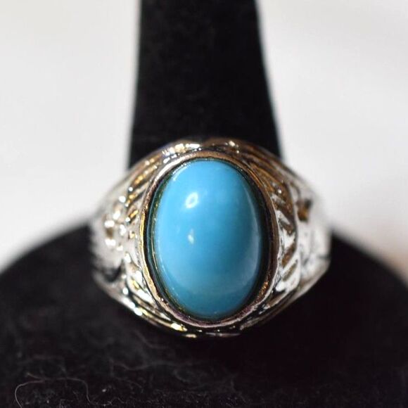 Vivid Blue Oval Stone Inlay Graphic Etched Deer Silver Tone Metal Size 13.5 Ring - Picture 1 of 4